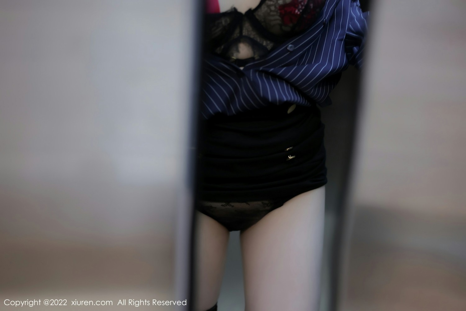 [XiuRen秀人网]No4513summer宝宝电梯艳遇-[秀人套图]