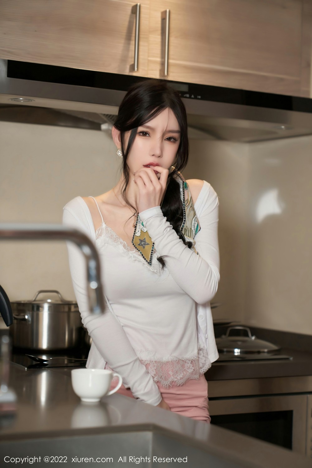 [XiuRen秀人网]No4517周于希Sally粉色裙子-[秀人套图]