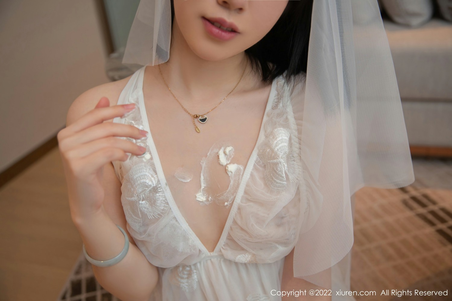 [XiuRen秀人网]No4530一颗甜蛋黄a结婚纪念日-[秀人套图]