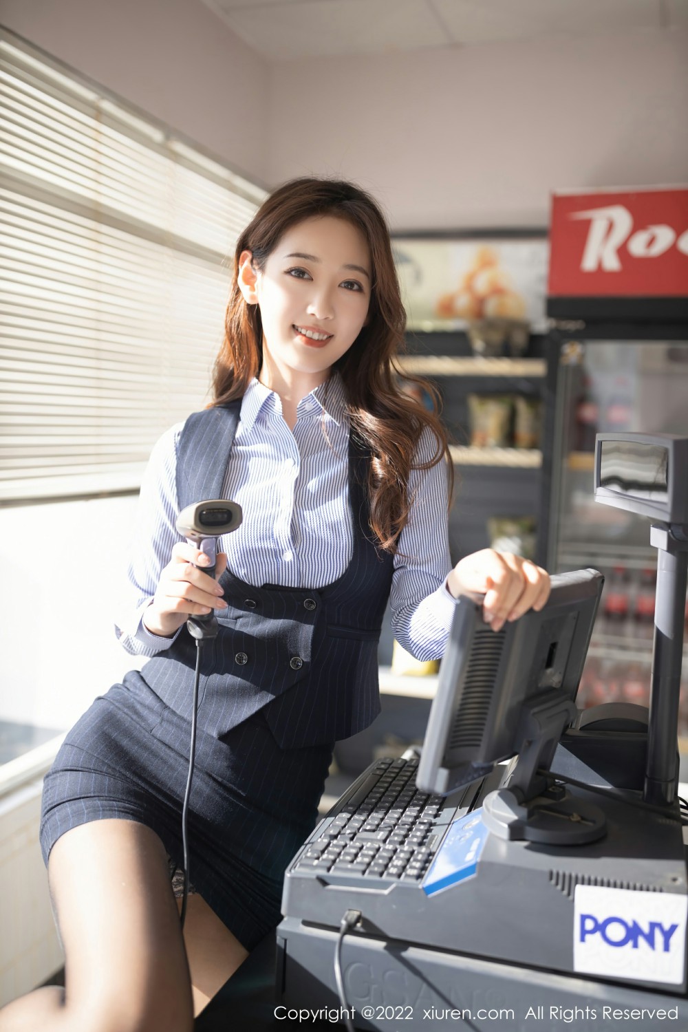 [XiuRen秀人网]No4532唐安琪超市收银员-[秀人套图]