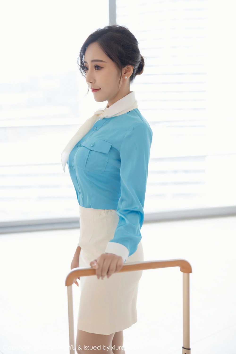 [XIAOYU语画界]VOL710王馨瑶yanni性感职业装-[秀人套图]