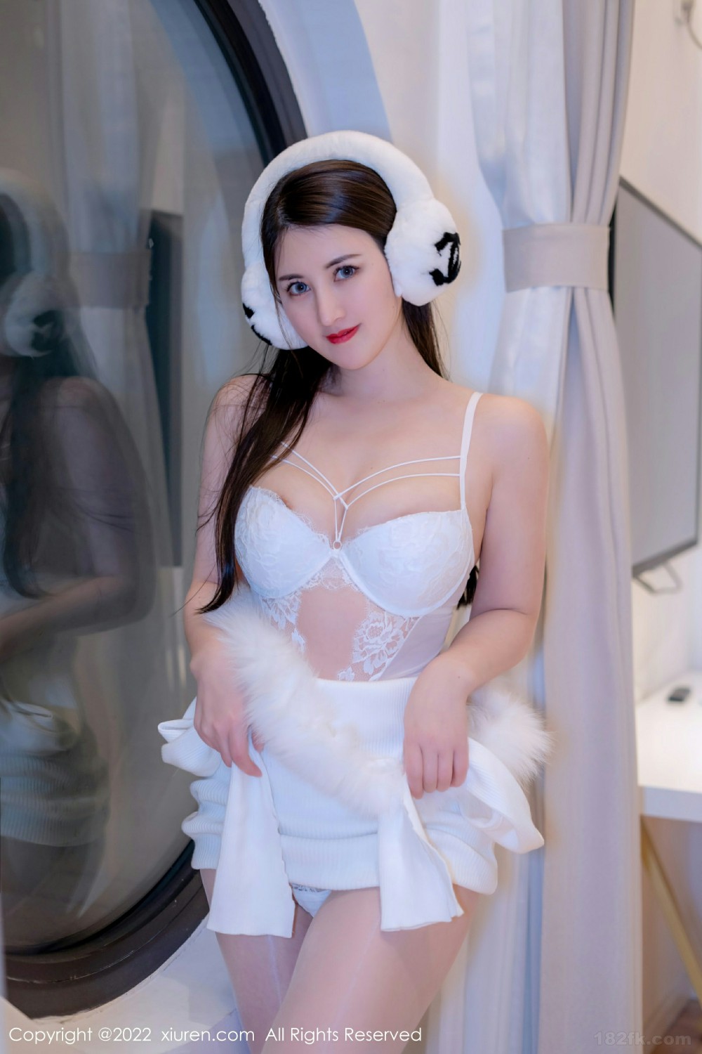 [XiuRen秀人网]No4578诗诗kiki白色蕾丝-[秀人套图]