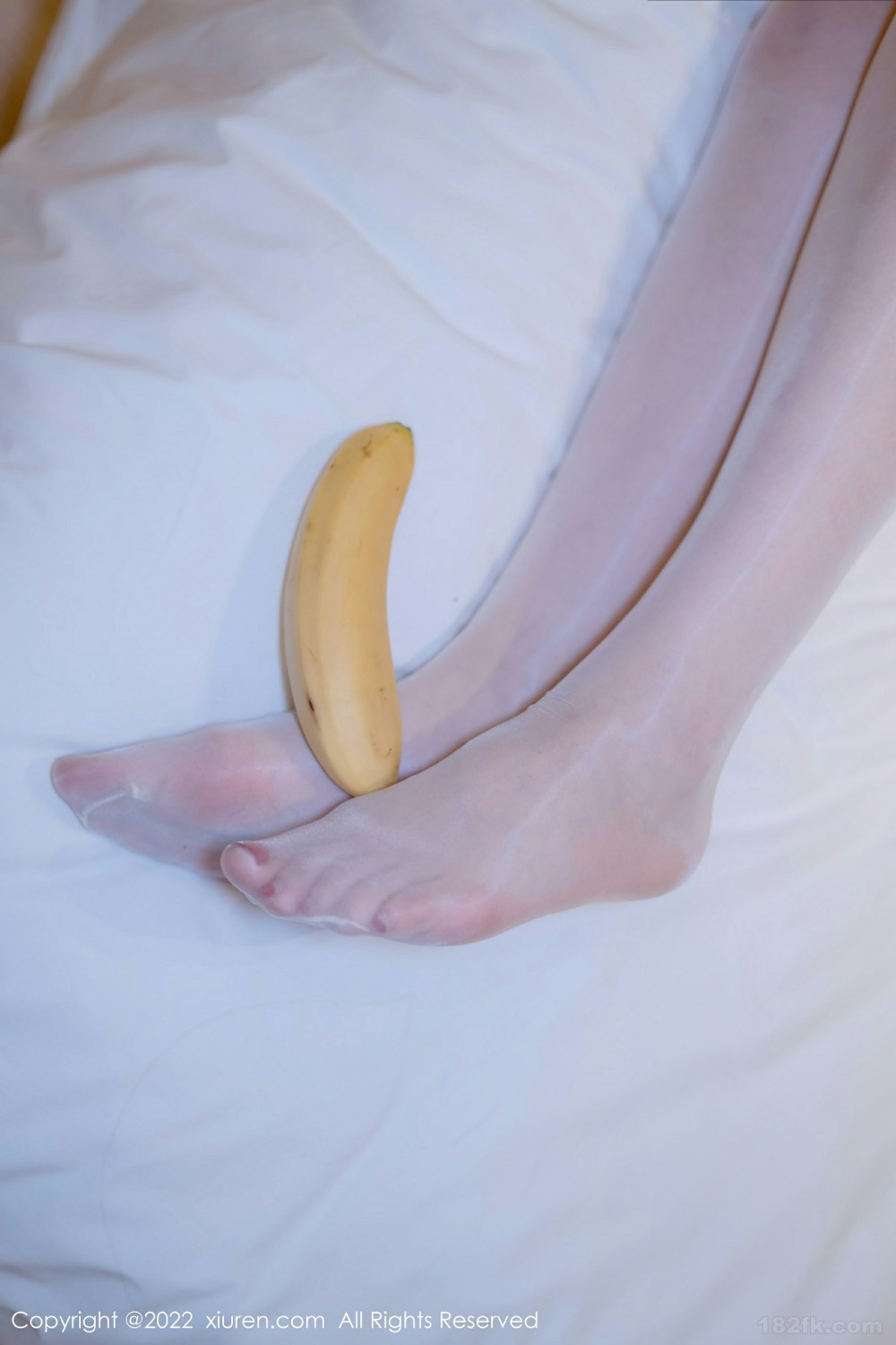 [XiuRen秀人网]No4578诗诗kiki白色蕾丝-[秀人套图]