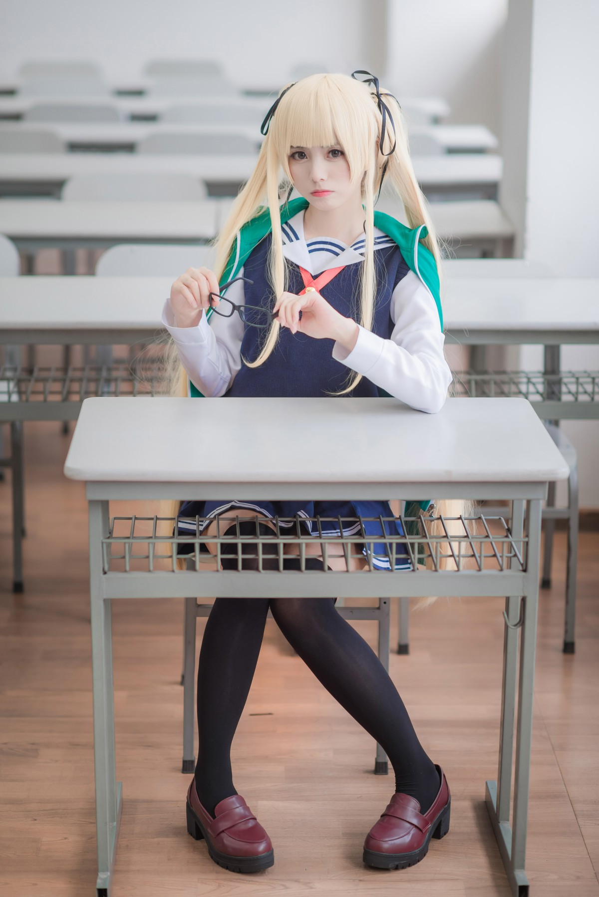 白金Saki写真–校服-COSPLAY