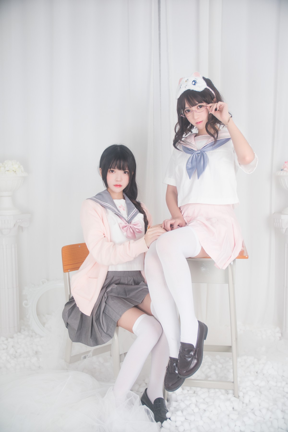 萝莉风COS桜桃喵&amp;鳗鱼霏子–百合-COSPLAY
