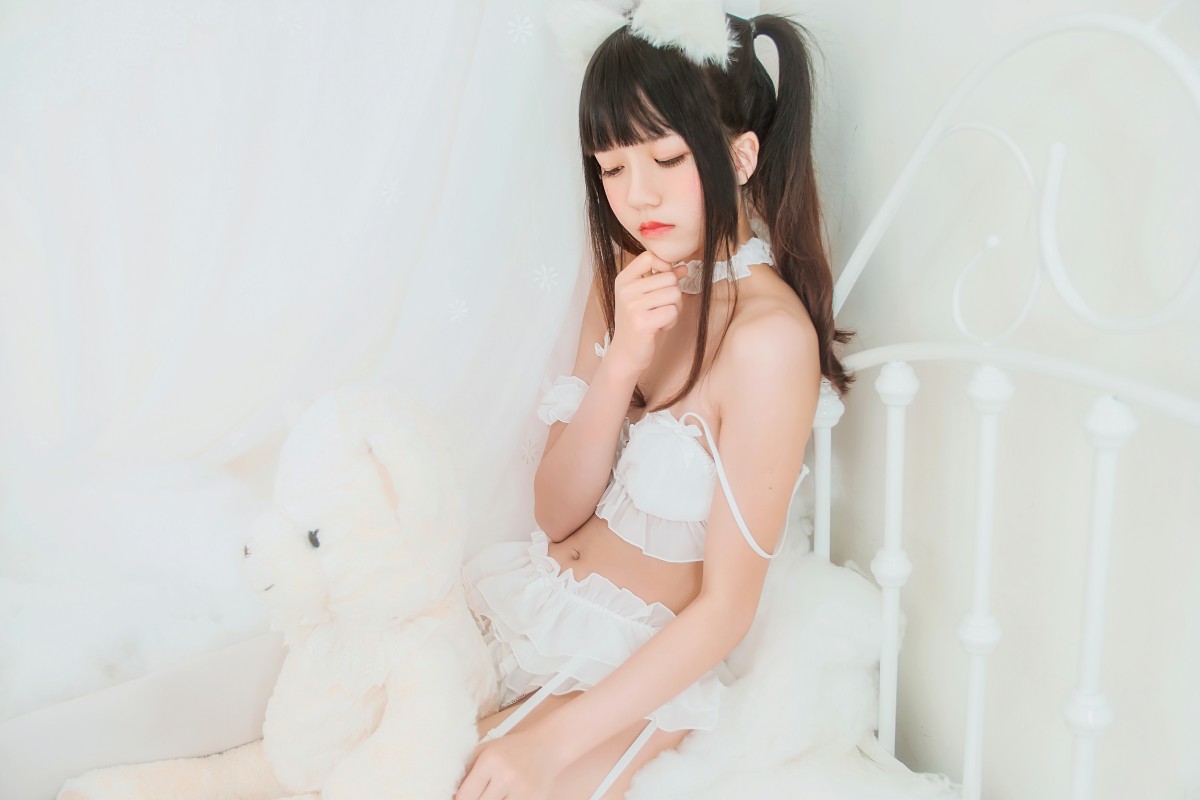 萝莉风COS桜桃喵–白猫-COSPLAY