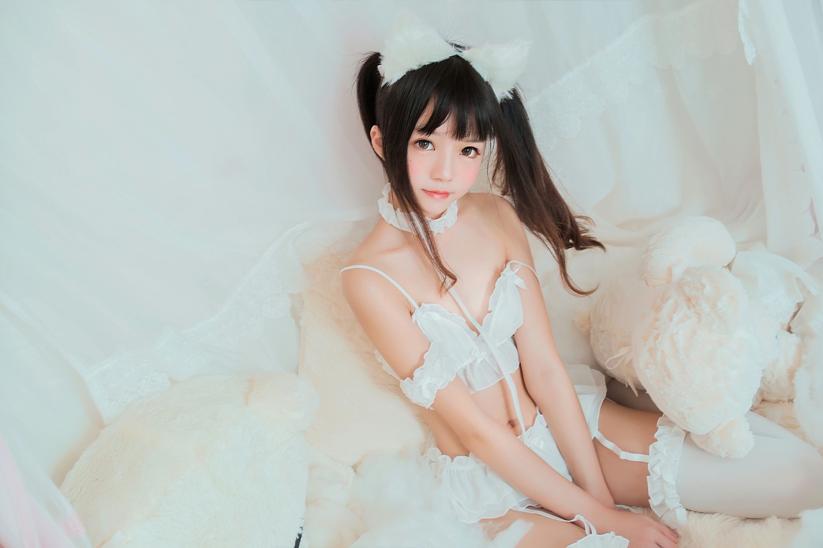 萝莉风COS桜桃喵–白猫-COSPLAY