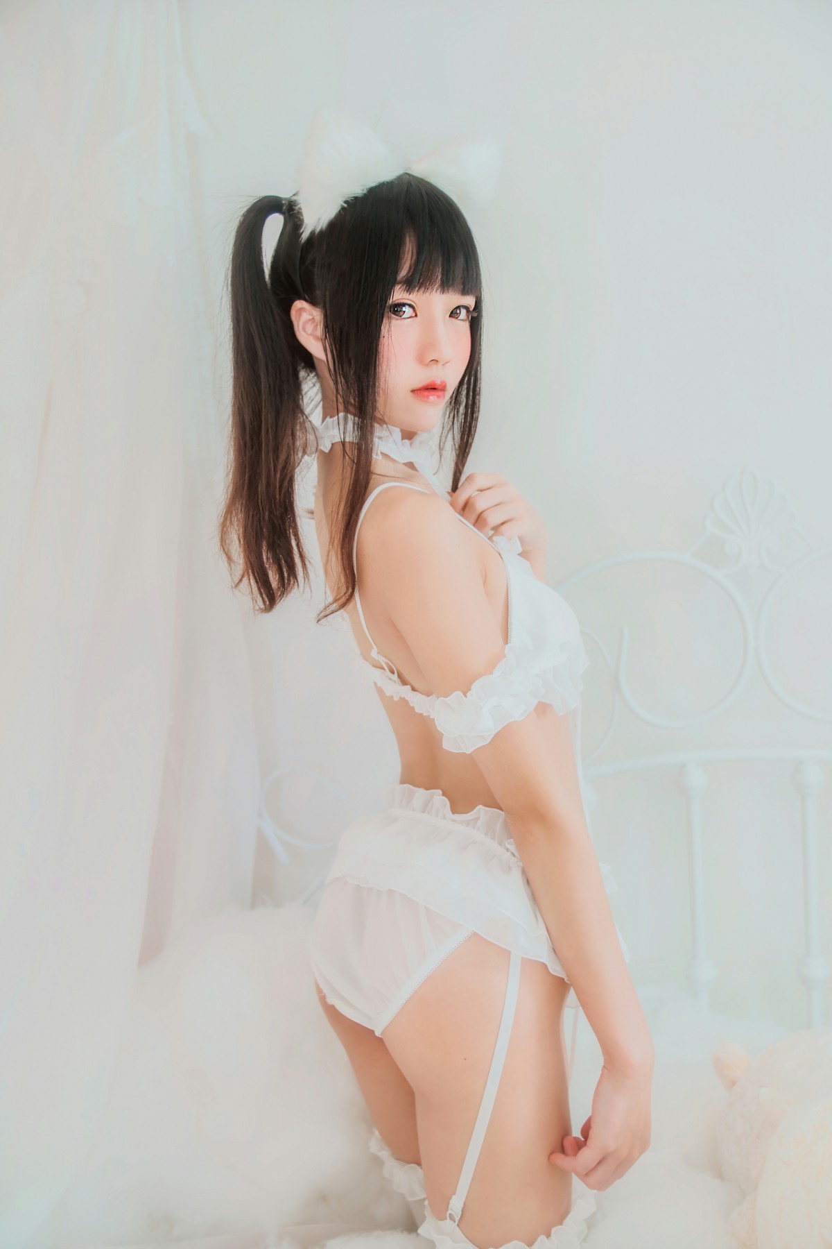 萝莉风COS桜桃喵–白猫-COSPLAY