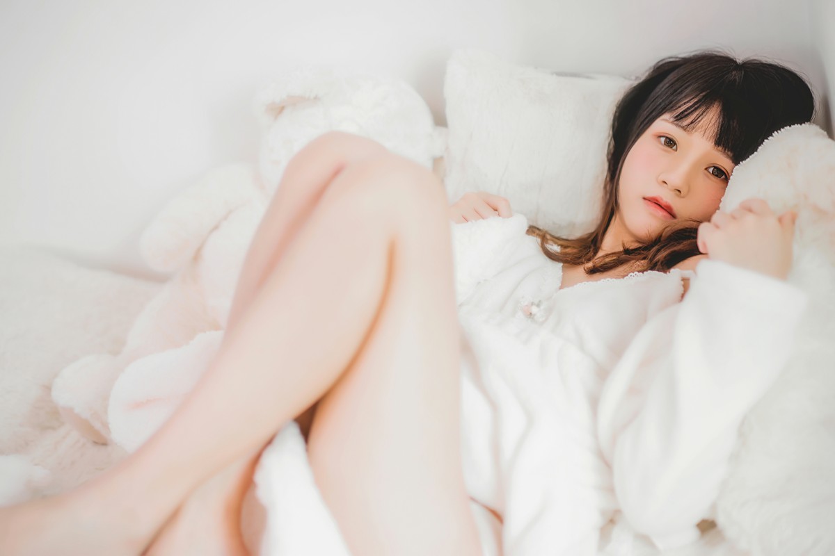 萝莉风COS桜桃喵–冬眠-COSPLAY