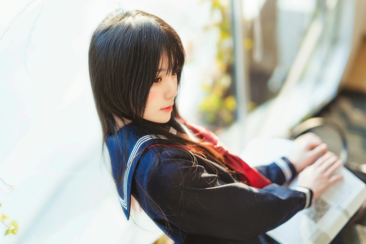 萝莉风COS桜桃喵–黑色水手服-COSPLAY