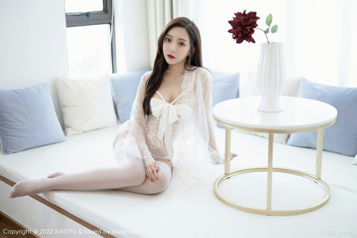 [XIAOYU语画界]VOL718王馨瑶yanni白色丝袜-[秀人套图]