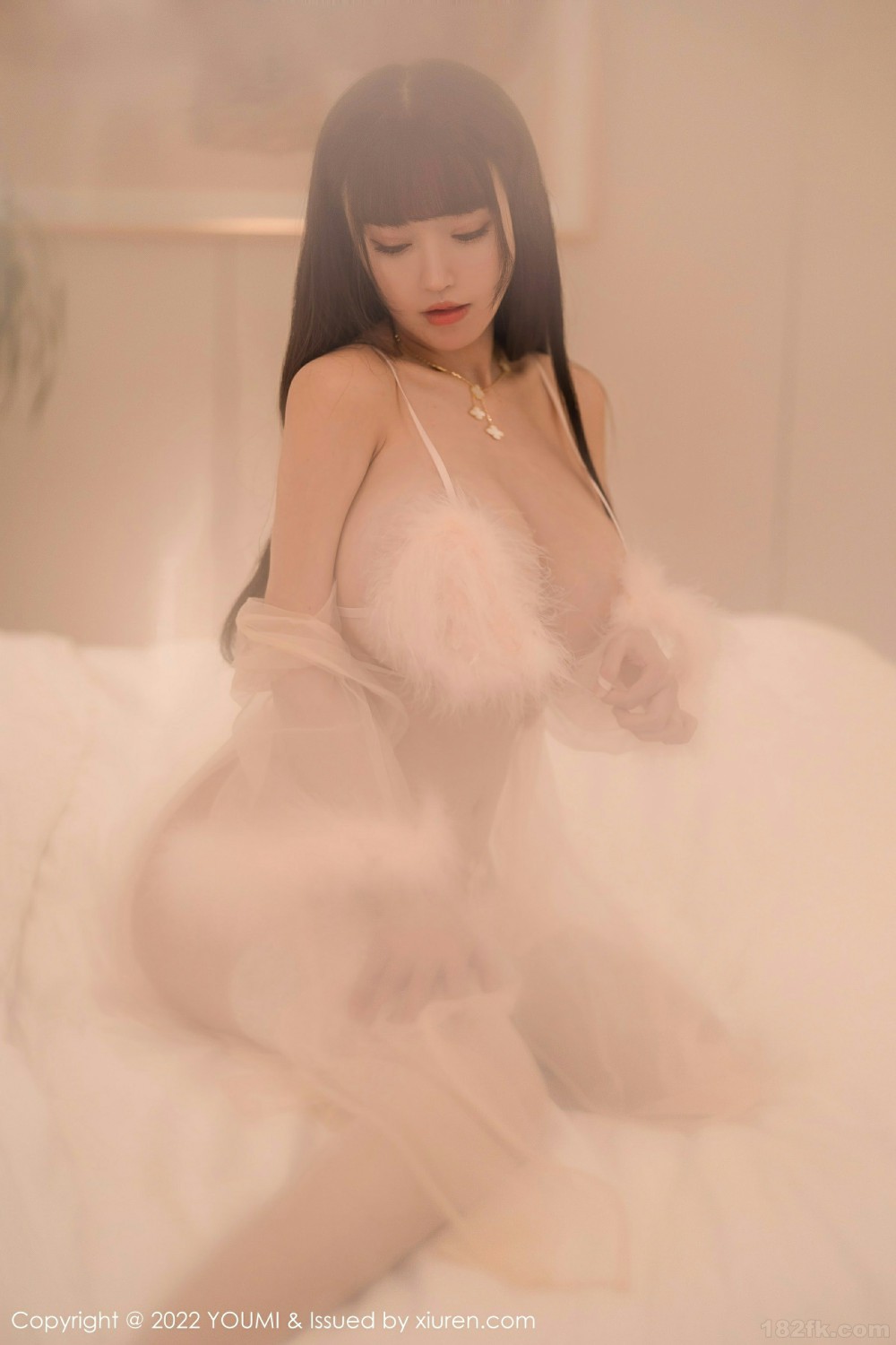[YOUMI尤蜜荟]VOL753朱可儿Flora透明长裙-[秀人套图]