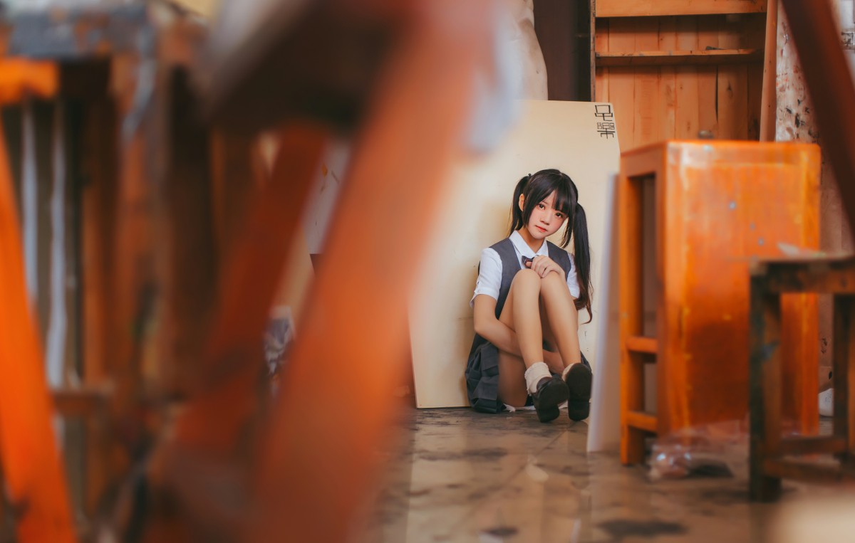 萝莉风COS桜桃喵–画室少女-COSPLAY