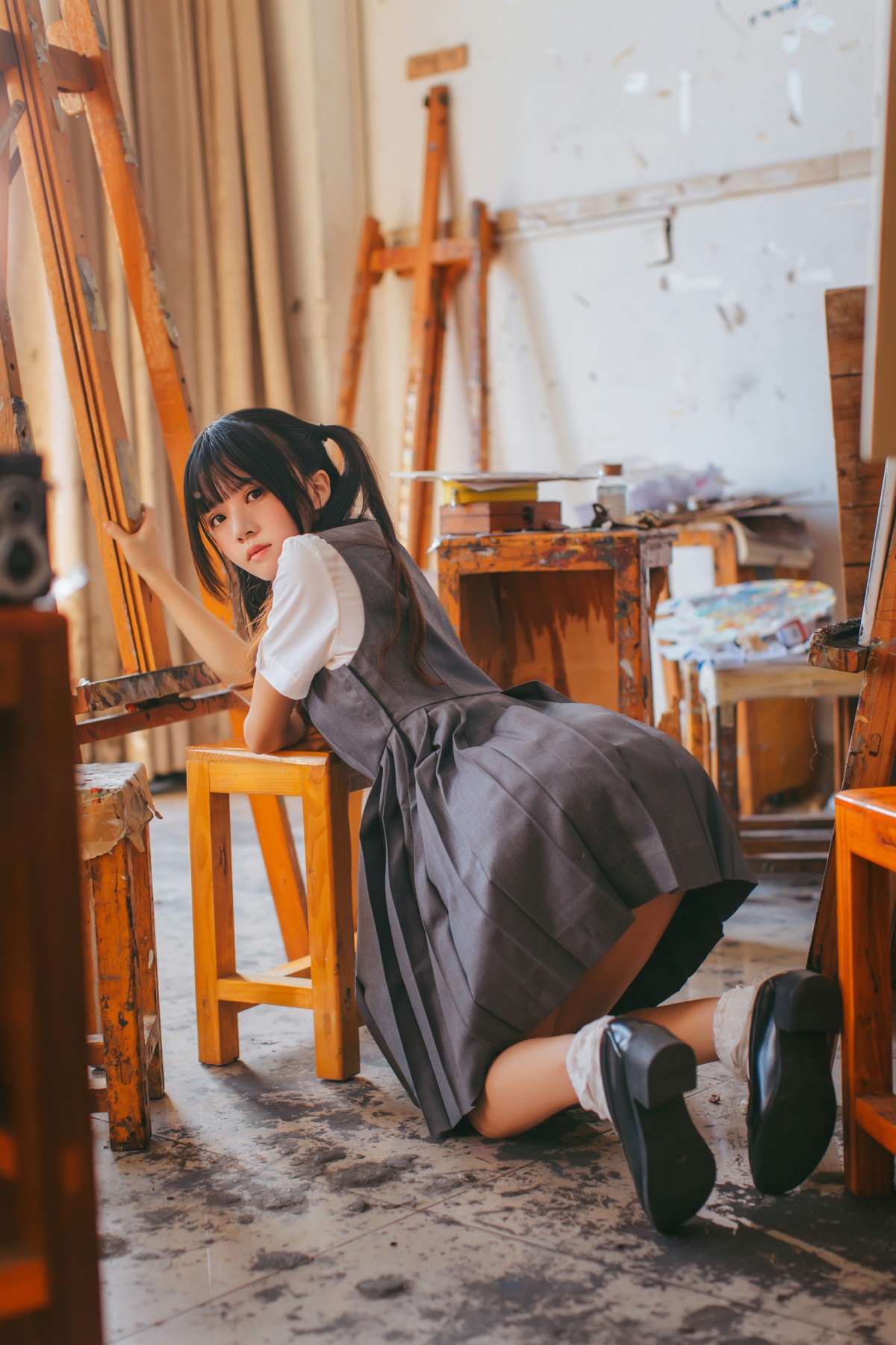 萝莉风COS桜桃喵–画室少女-COSPLAY