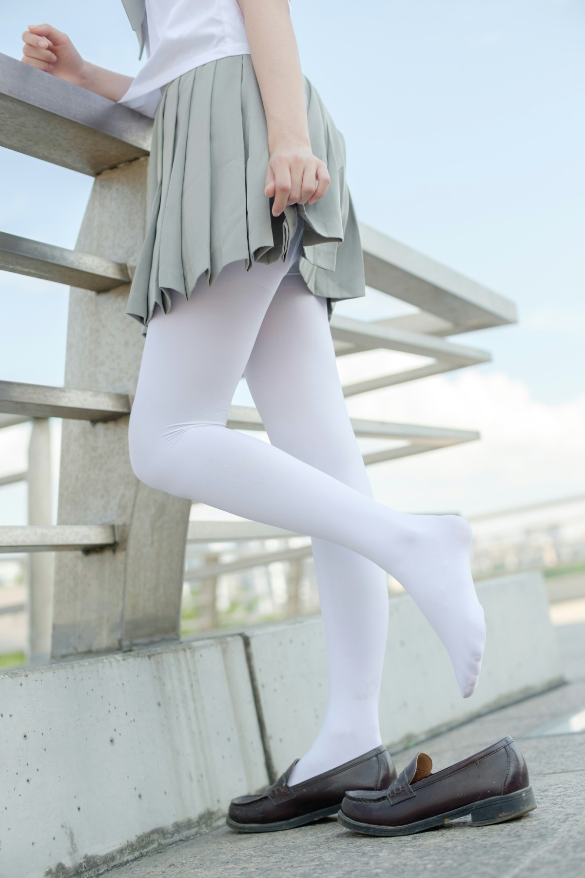 [森萝财团]R15-026JK白丝户外-COSPLAY