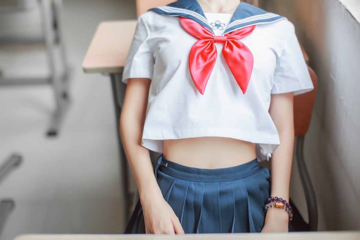 COS美女疯猫ss–同桌的水手服-COSPLAY