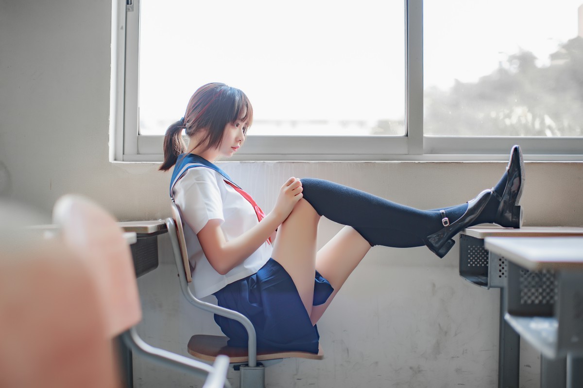 COS美女疯猫ss–同桌的水手服-COSPLAY