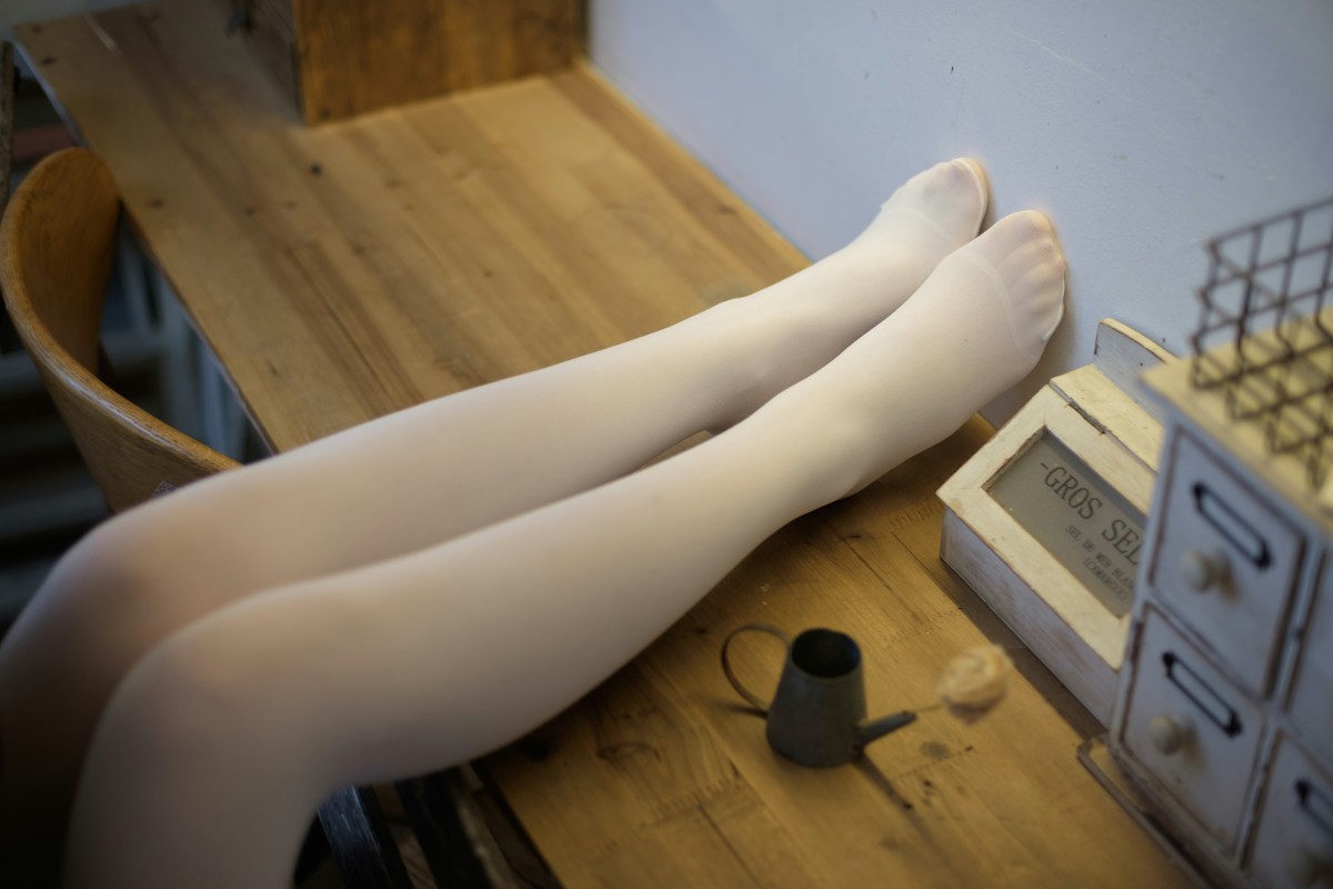 [森萝财团]R15-021无法控制的白丝情结-COSPLAY