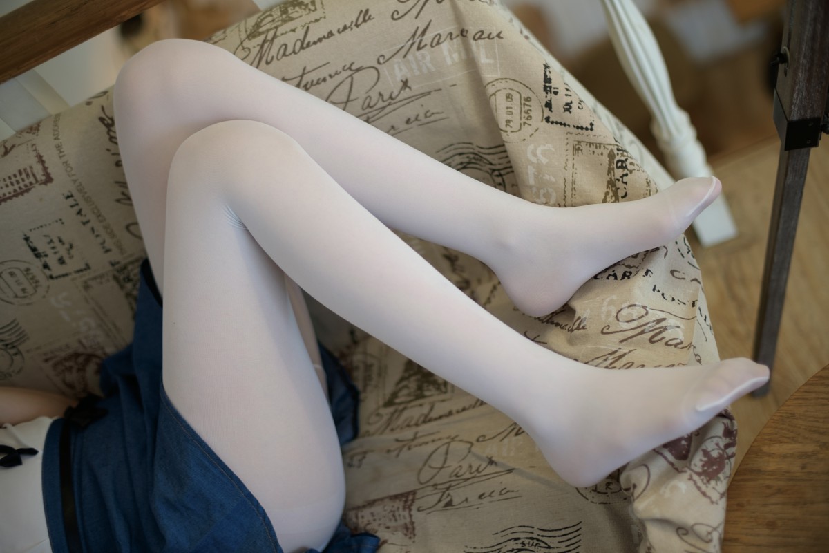 [森萝财团]R15-021无法控制的白丝情结-COSPLAY