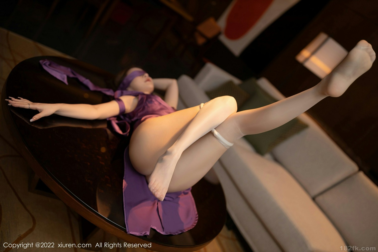 [XiuRen秀人网]No4607鱼子酱Fish紫色连衣裙-[秀人套图]