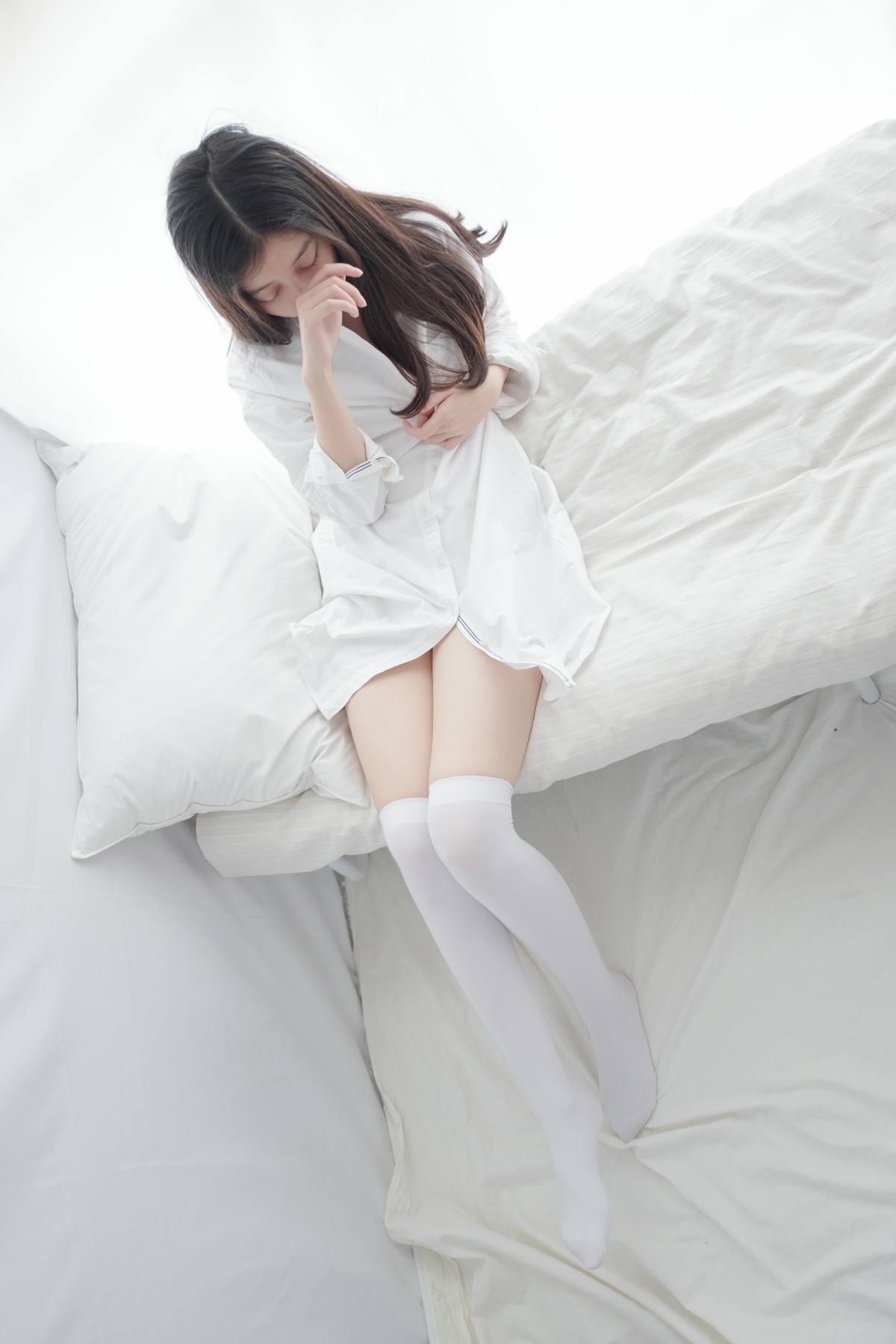 [森萝财团]R15-022白丝-COSPLAY