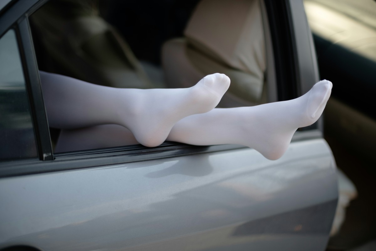 [森萝财团]R15-023白丝足控腿控-COSPLAY