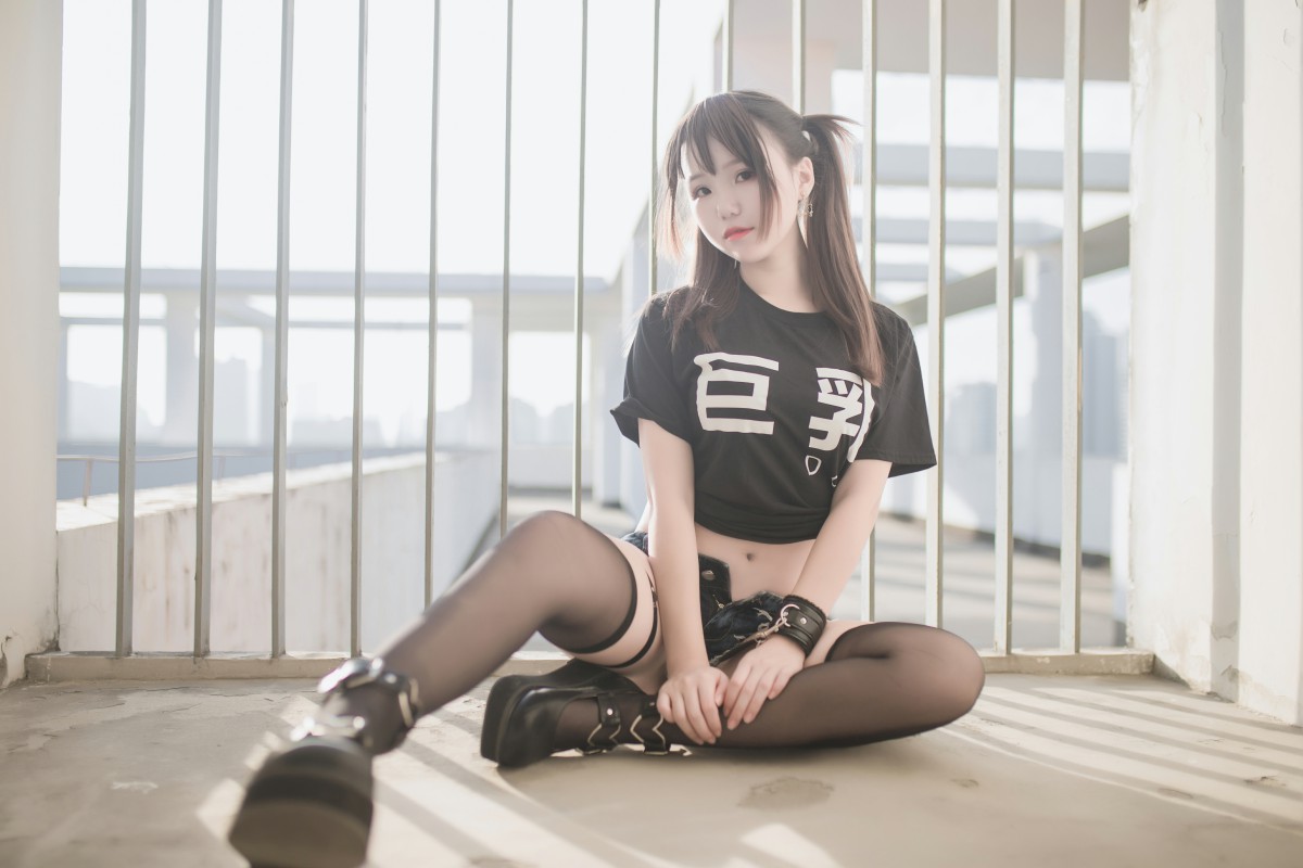 性感人气COSERYoko宅夏Cos–巨乳-COSPLAY