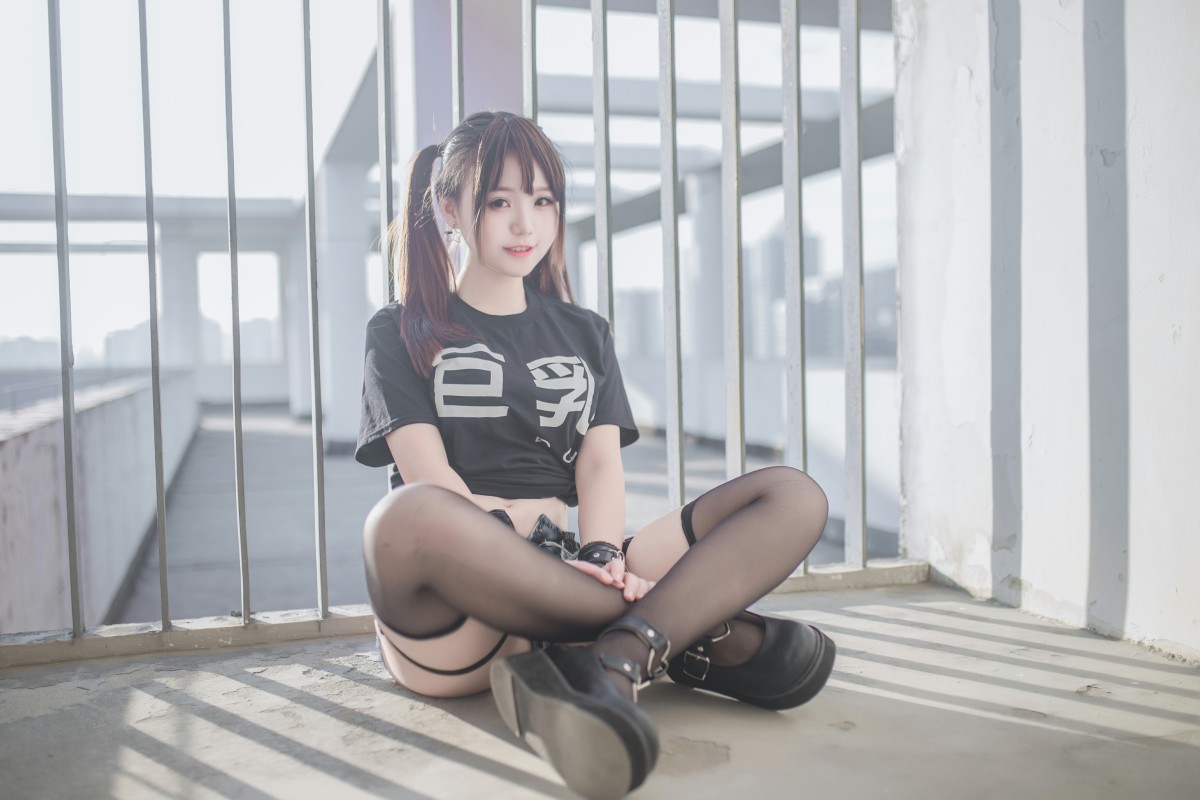 性感人气COSERYoko宅夏Cos–巨乳-COSPLAY