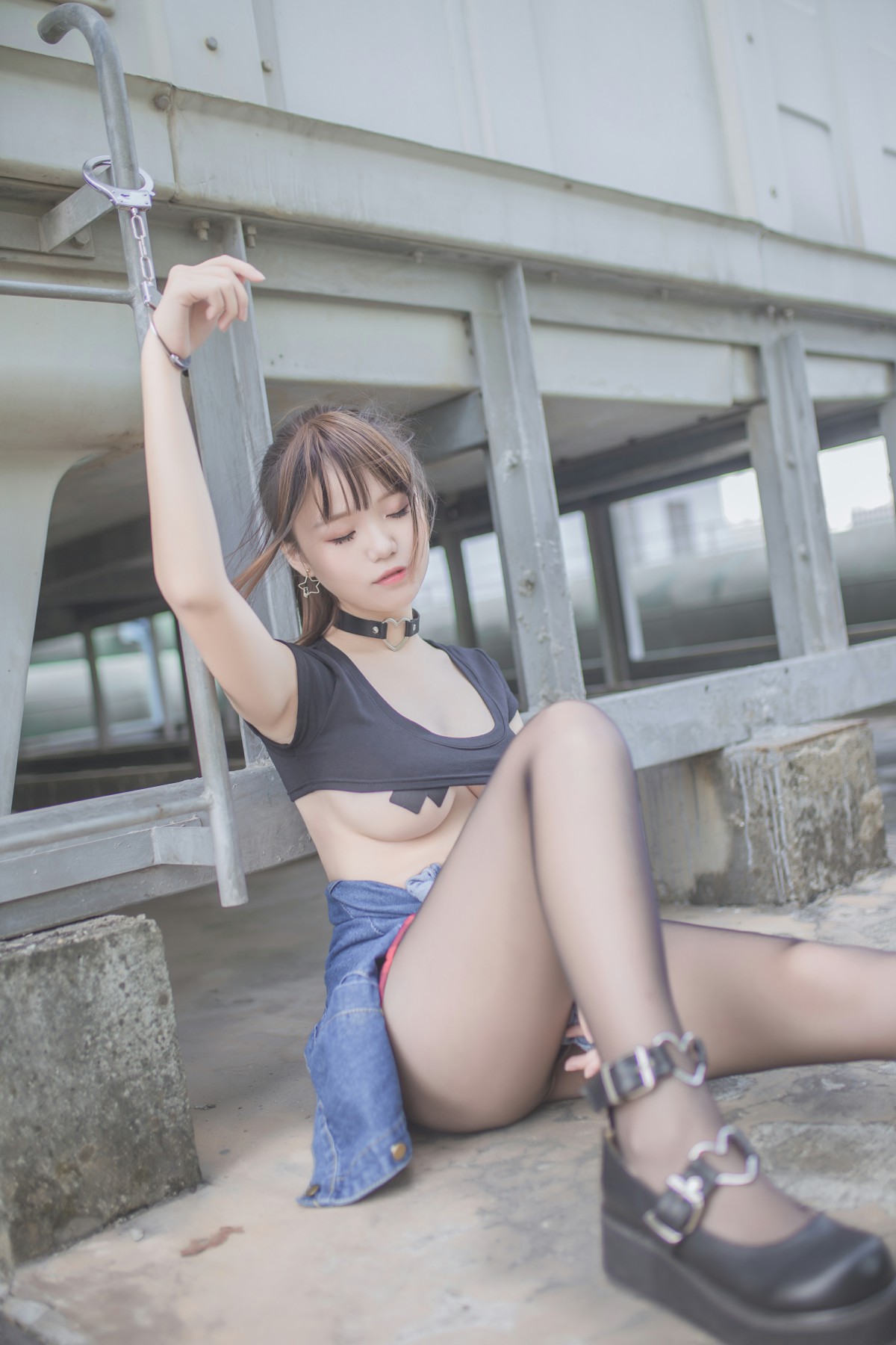 性感人气COSERYoko宅夏Cos–红色格子-COSPLAY