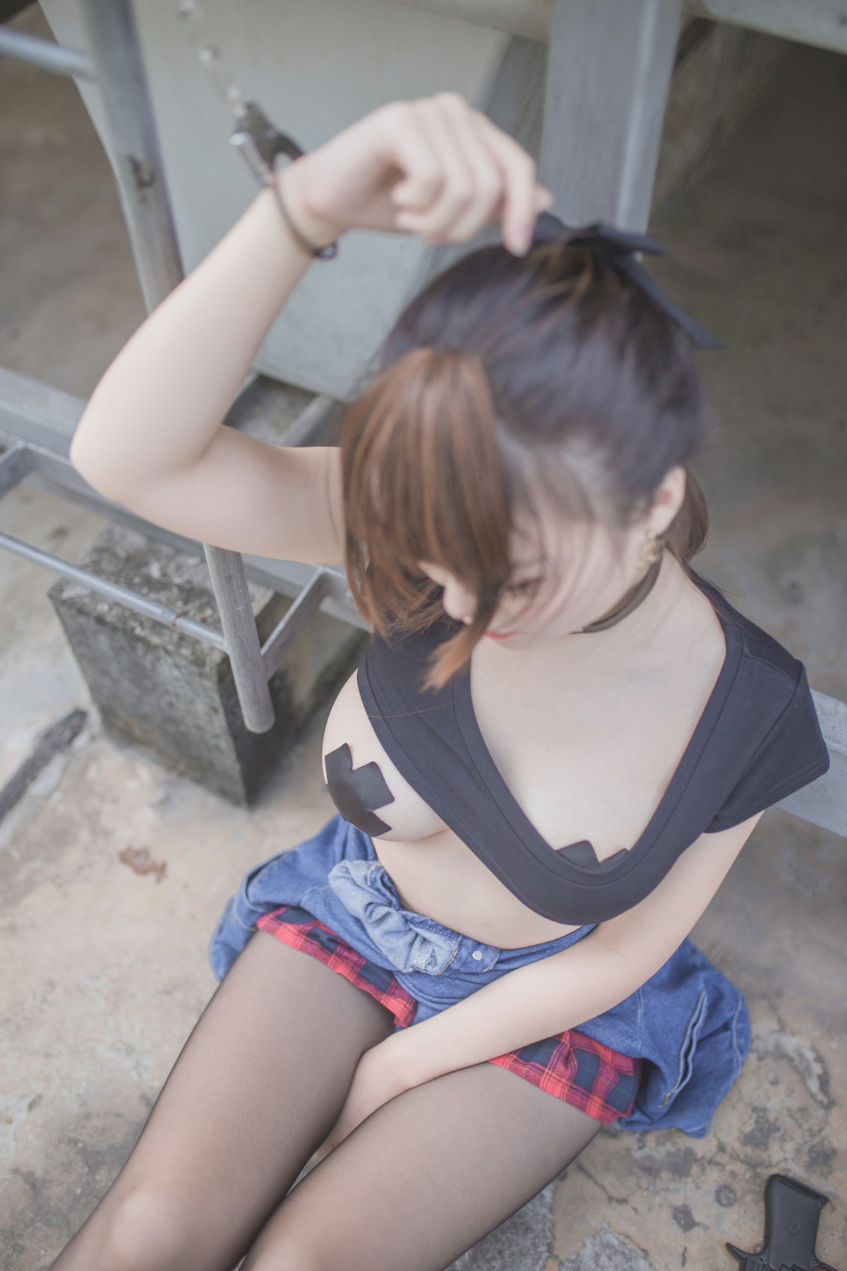 性感人气COSERYoko宅夏Cos–红色格子-COSPLAY