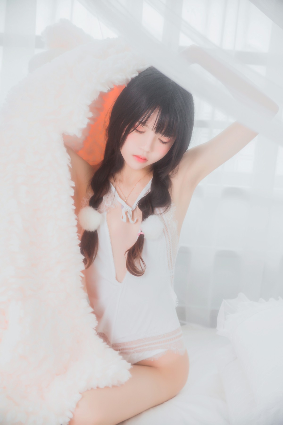 萝莉风COS桜桃喵–纯白私房-COSPLAY