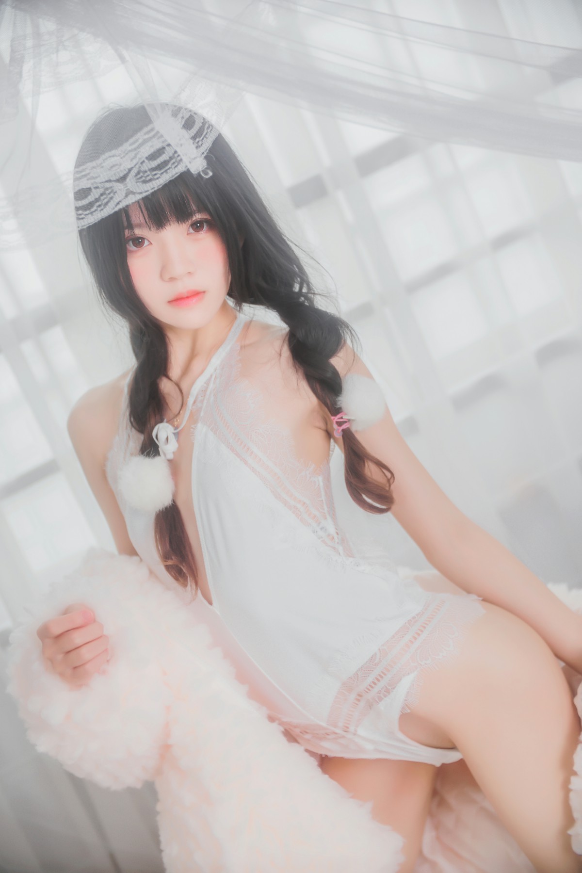 萝莉风COS桜桃喵–纯白私房-COSPLAY