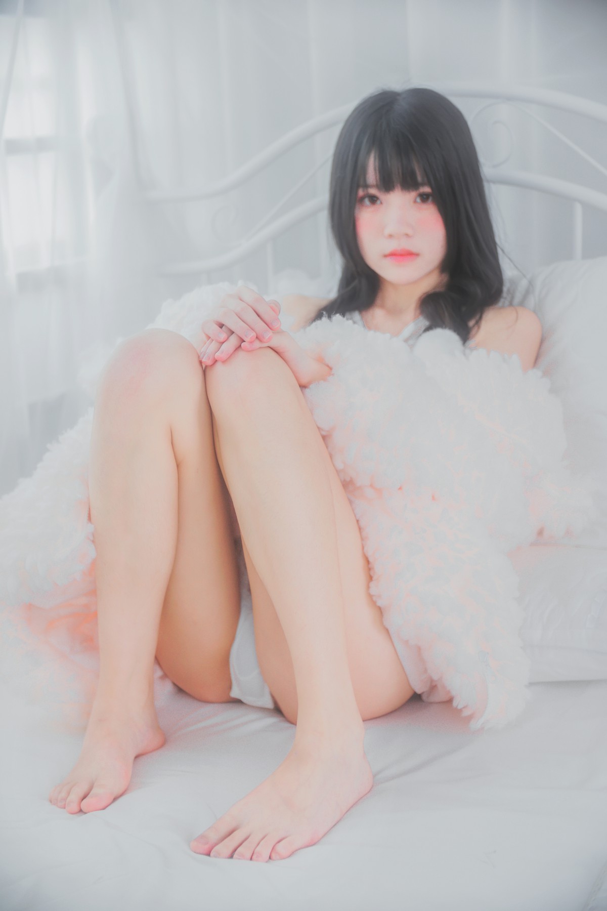 萝莉风COS桜桃喵–纯白私房-COSPLAY