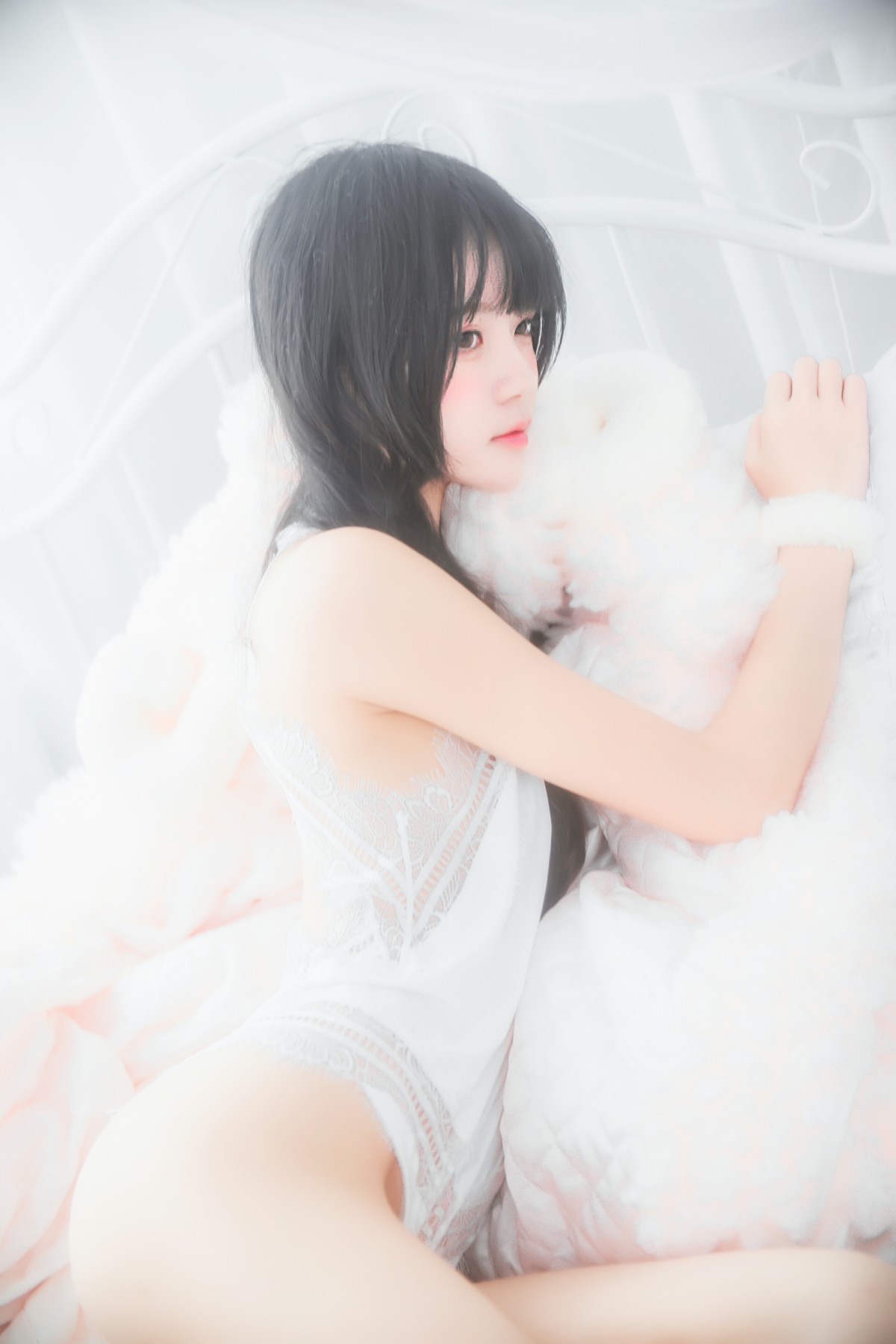 萝莉风COS桜桃喵–纯白私房-COSPLAY