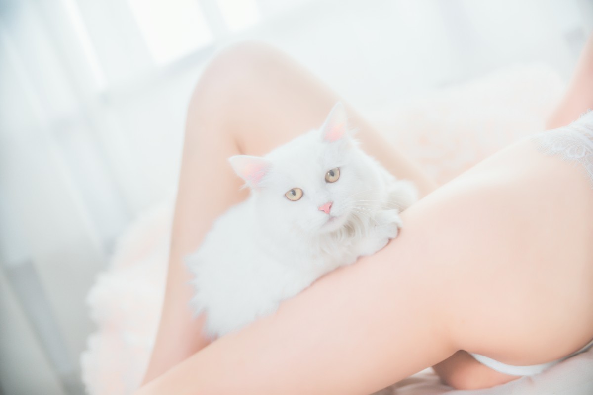 萝莉风COS桜桃喵–纯白私房-COSPLAY