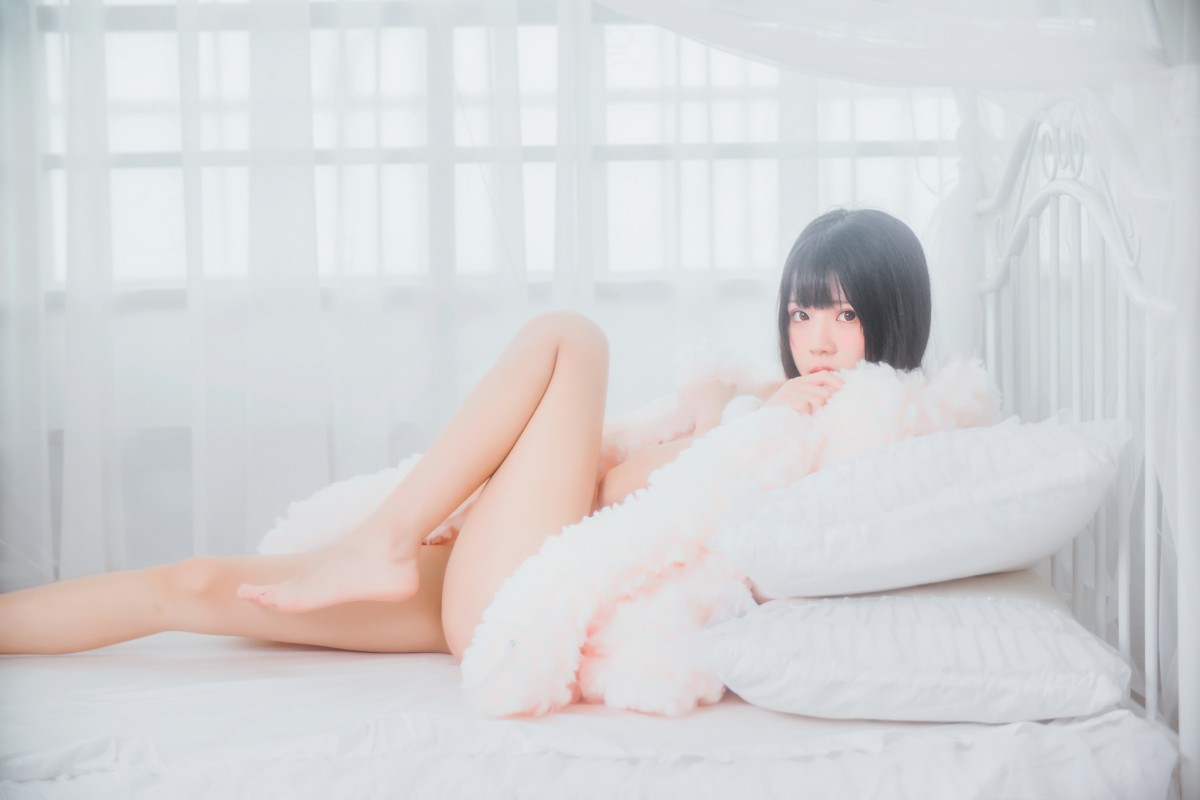 萝莉风COS桜桃喵–纯白私房-COSPLAY