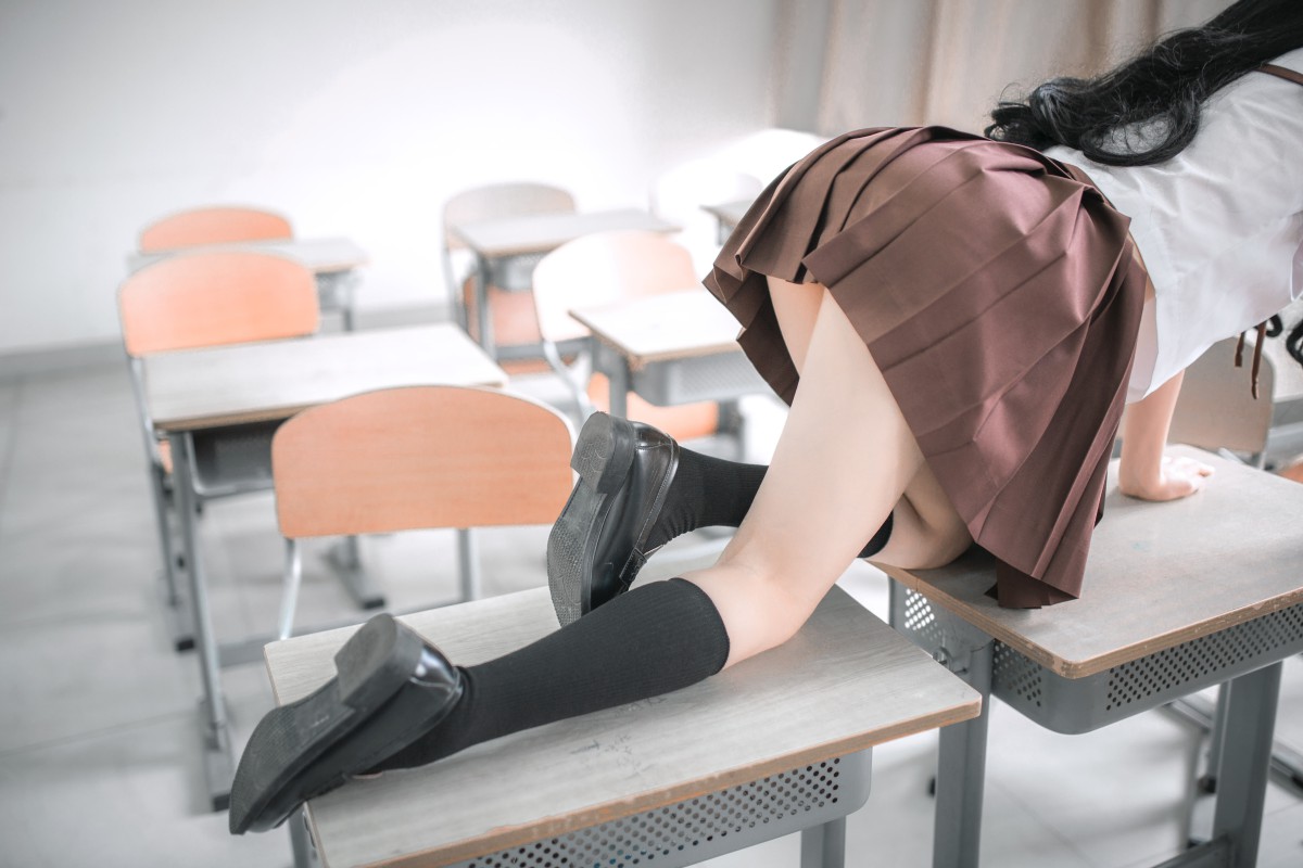 疯猫ss-棕裙-COSPLAY