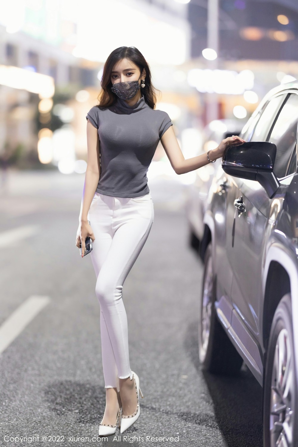 [XiuRen秀人网]No4621王馨瑶yanni白色长裤-[秀人套图]