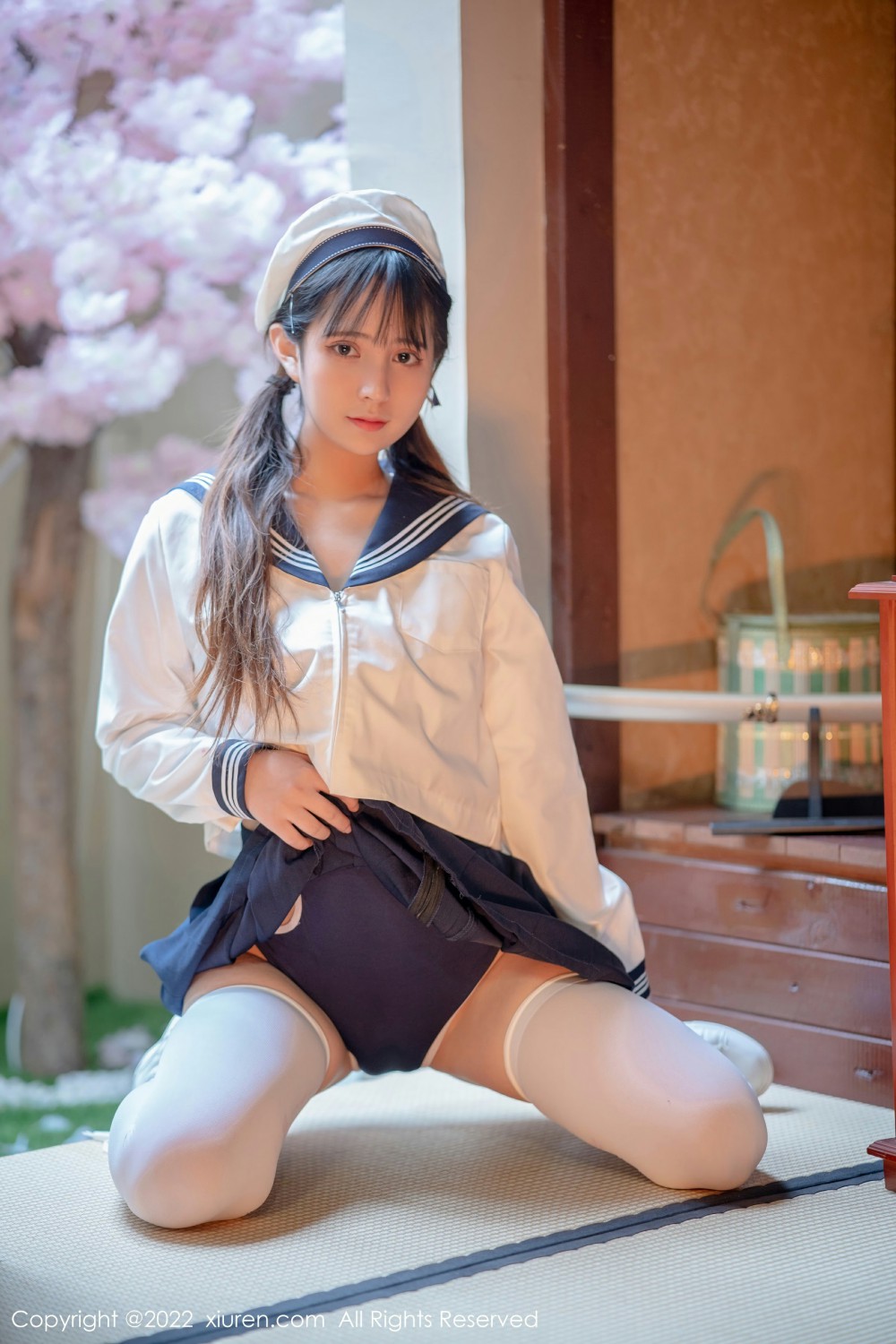 [XiuRen秀人网]No4624久久Aimee居酒屋写真-[秀人套图]