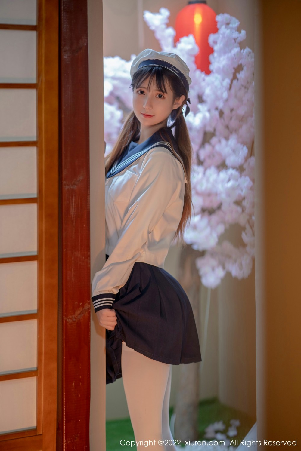 [XiuRen秀人网]No4624久久Aimee居酒屋写真-[秀人套图]