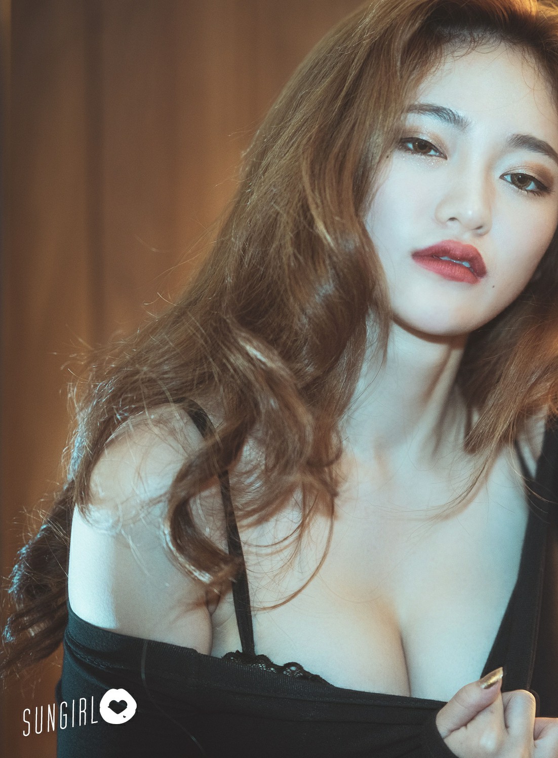 [SUNGIRL阳光宝贝]NO027极致曲线Donna奶妹-线上写真Part1奶妹-COSPLAY