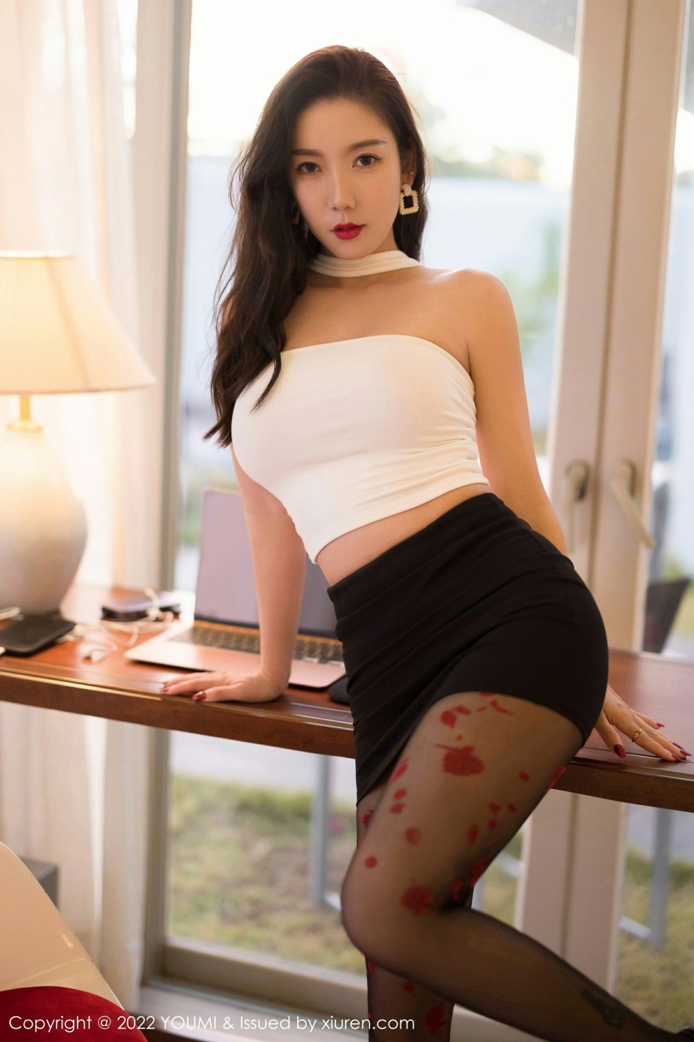 [YOUMI尤蜜荟]VOL756艾静香三亚写真-[秀人套图]