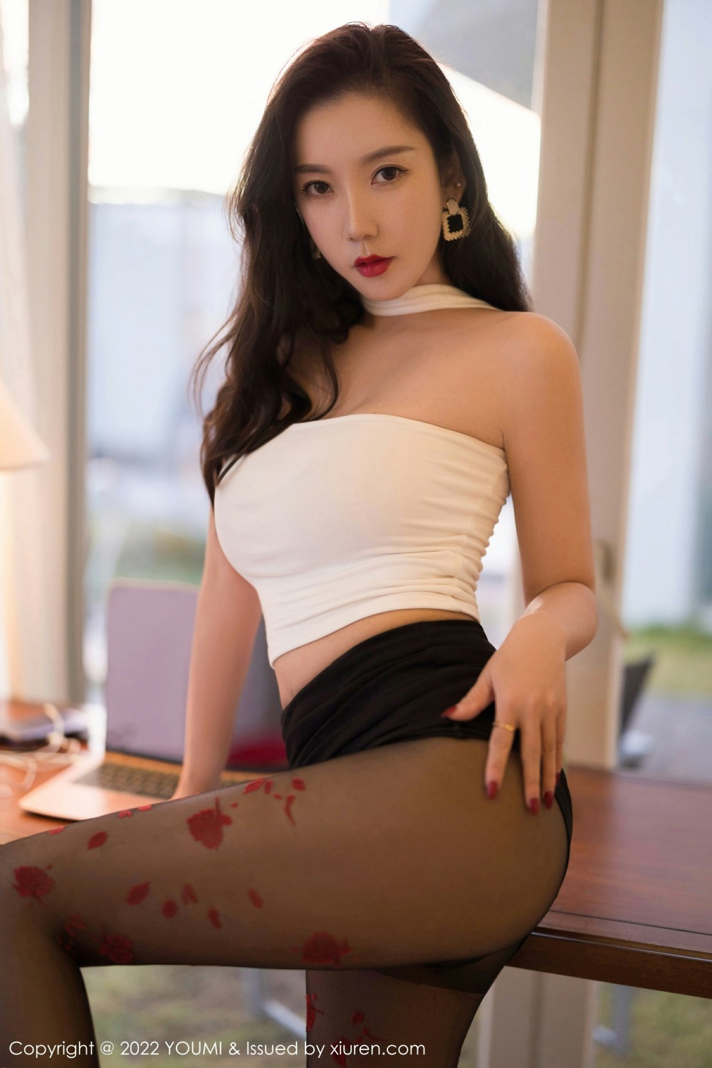 [YOUMI尤蜜荟]VOL756艾静香三亚写真-[秀人套图]