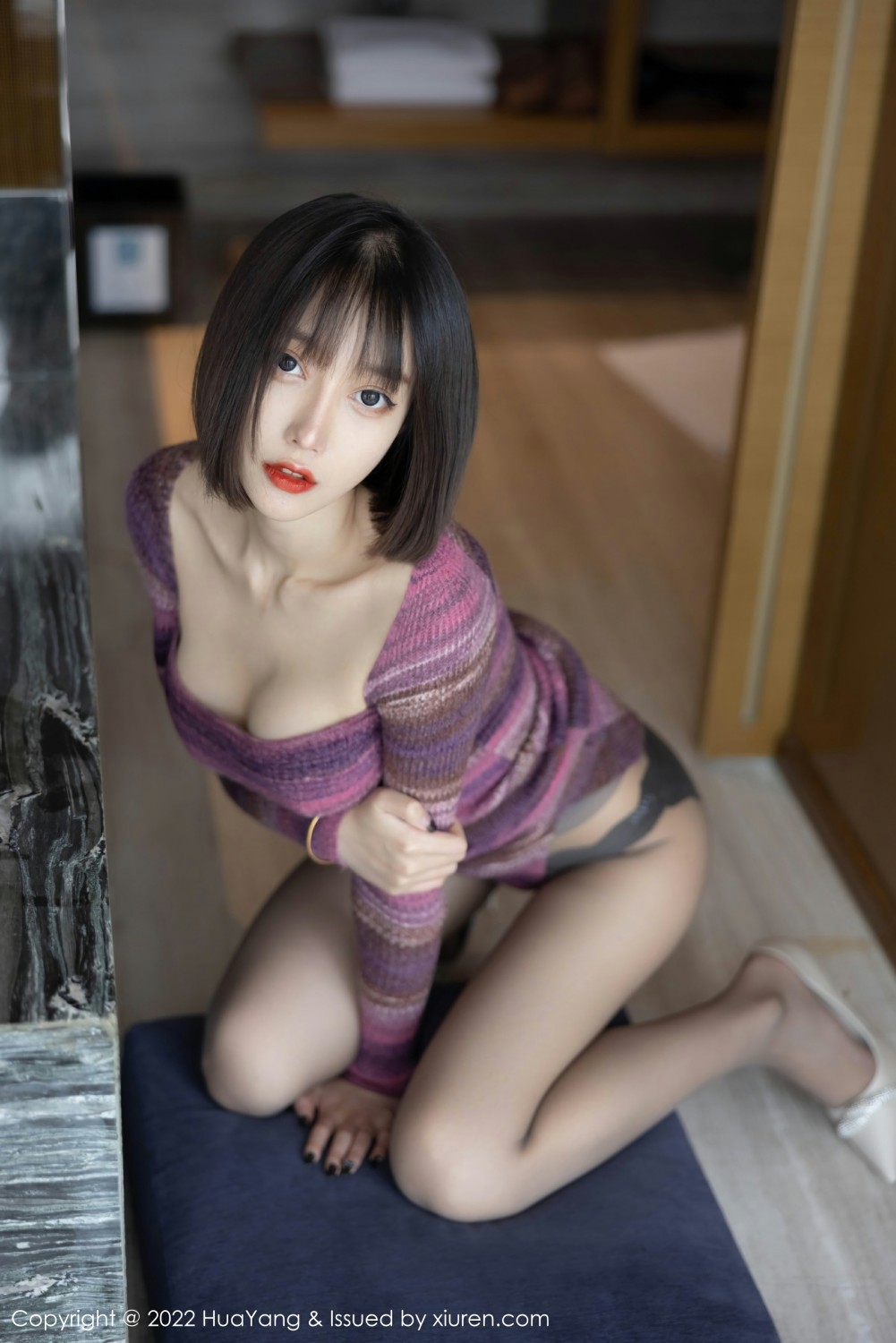 [HuaYang花漾写真]VOL487玥儿玥er丝足美腿-[秀人套图]