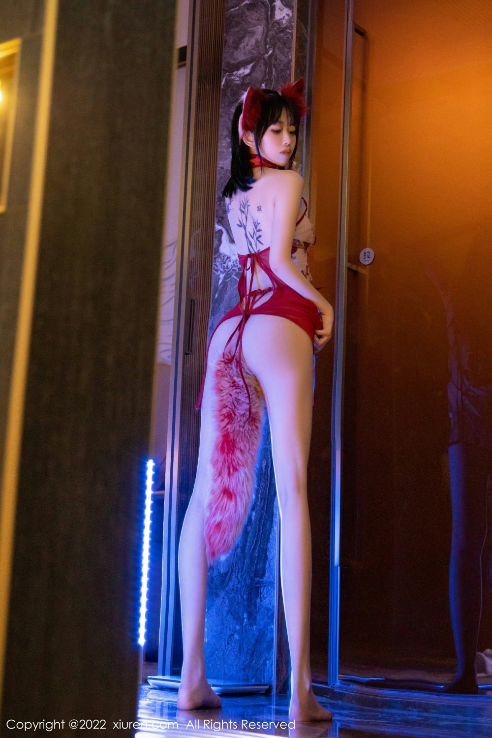 [XiuRen秀人网]No4634奶瓶性感小狐狸-[秀人套图]