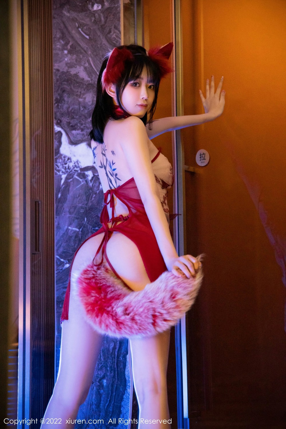 [XiuRen秀人网]No4634奶瓶性感小狐狸-[秀人套图]