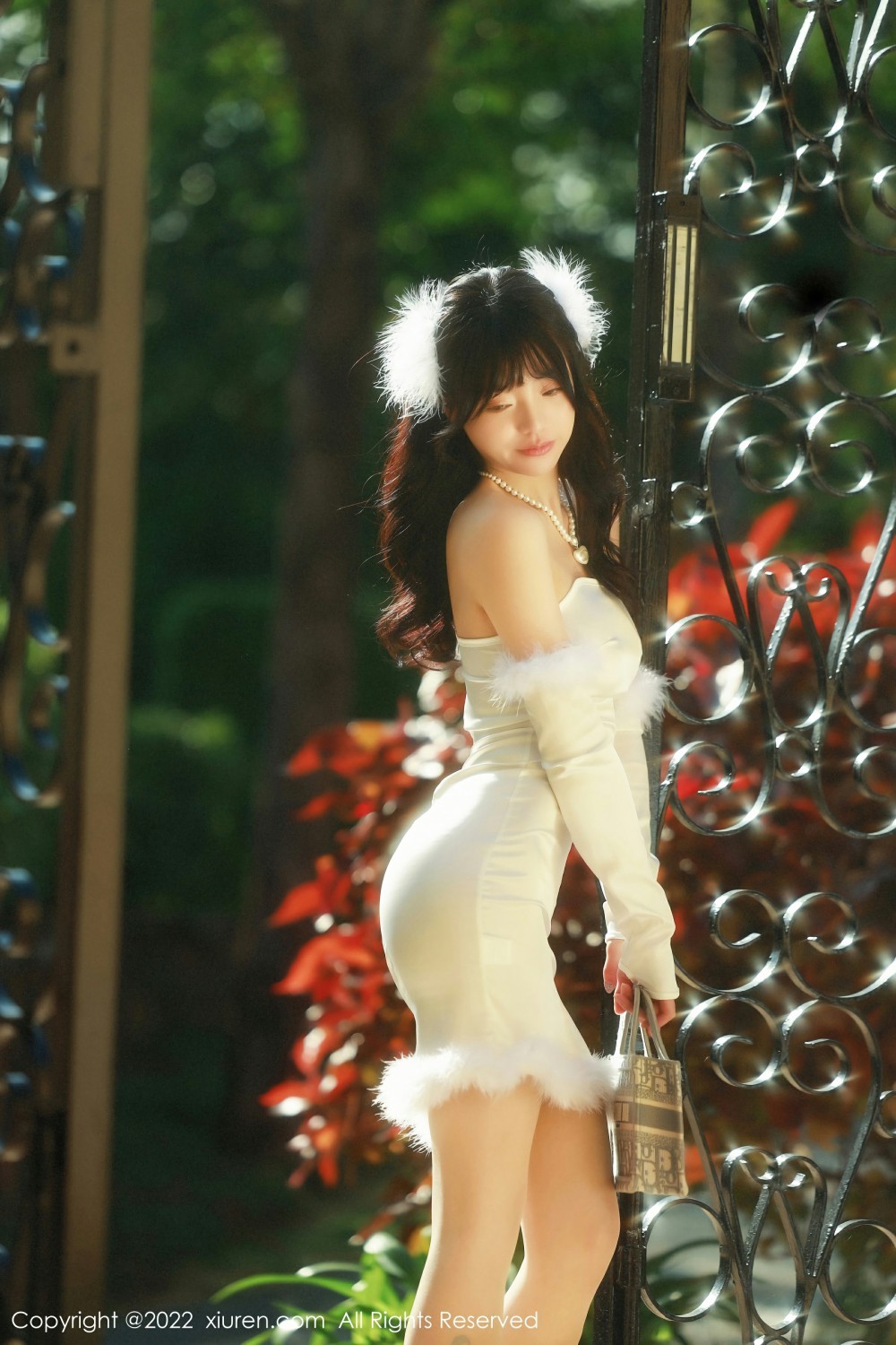 [XiuRen秀人网]No4645佘贝拉bella米色连衣裙-[秀人套图]