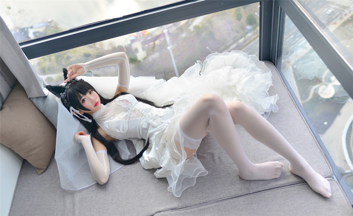 Cos小姐姐雪琪-爱宕高跟美腿与婚纱-COSPLAY
