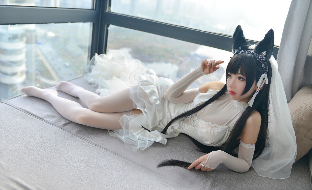 Cos小姐姐雪琪-爱宕高跟美腿与婚纱-COSPLAY