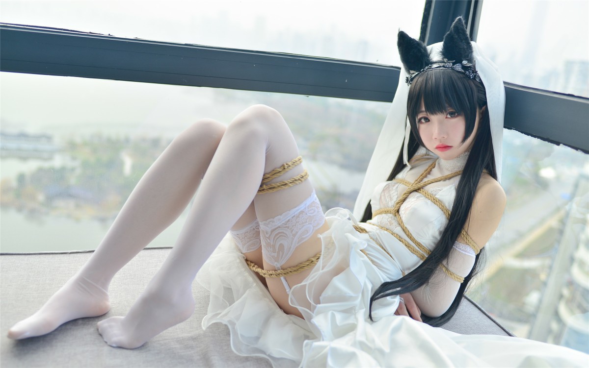 Cos小姐姐雪琪-爱宕高跟美腿与婚纱-COSPLAY